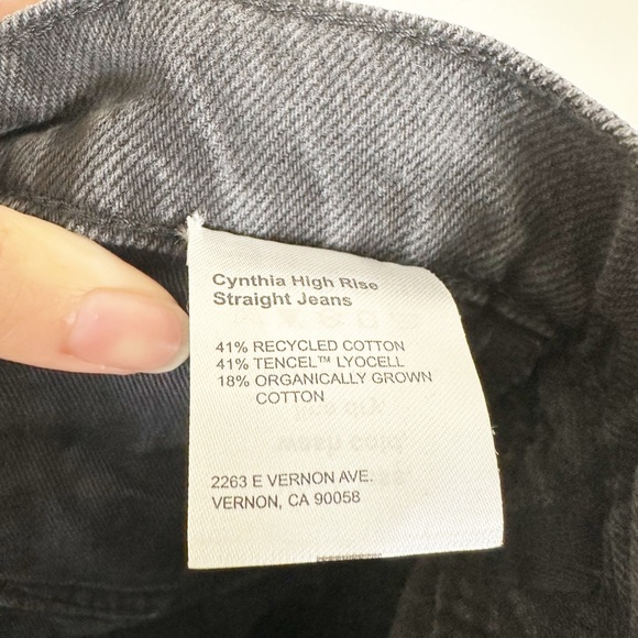 New Reformation Cynthia High Rise Straight Leg Jeans Lagoon Destroyed Black 23 - Picture 10 of 11